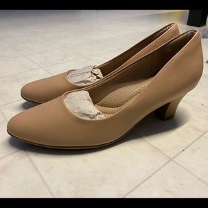 NWOT Picadilly Beige Heels (low heel)